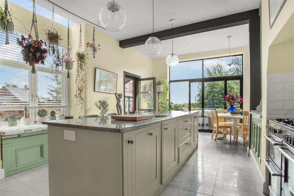 Main image of property: Powis Road, Ashton-On-Ribble, Preston