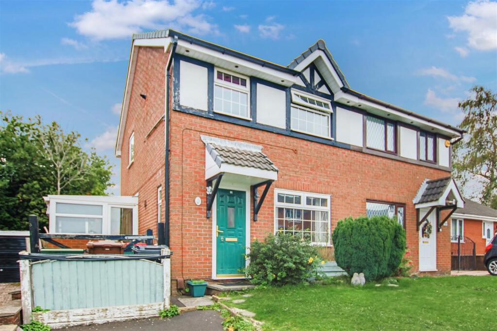 3 bedroom semi-detached house
