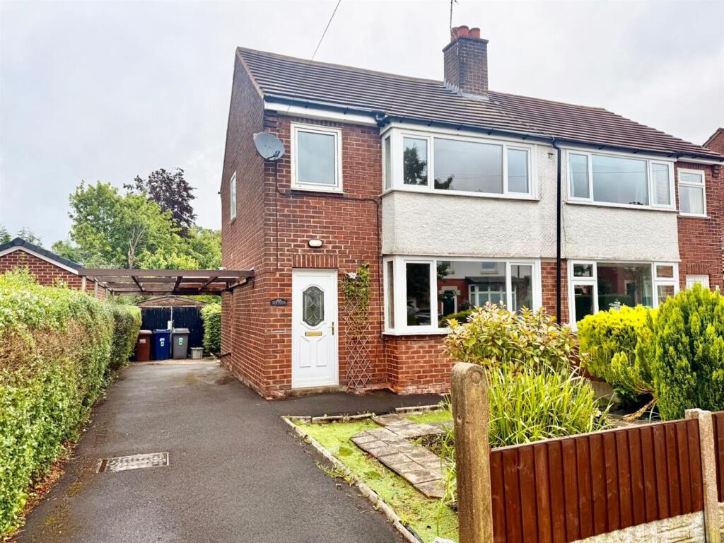 Main image of property: The Grove, Penwortham, Preston