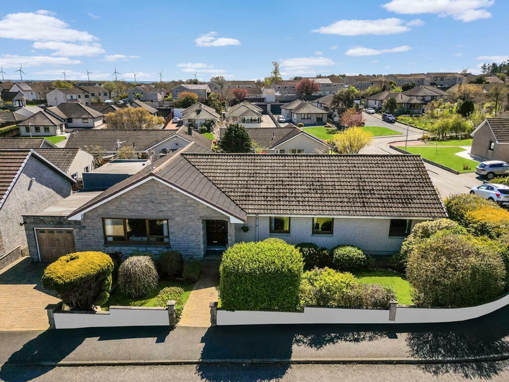 Main image of property: 7 Burnside Way, Balmeddie, Aberdeenshire, AB23 8XW