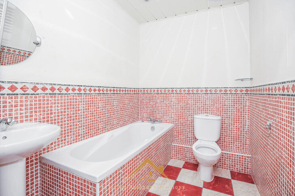 Additional property image - 46 North Street, Forfar, DD8 3BJ