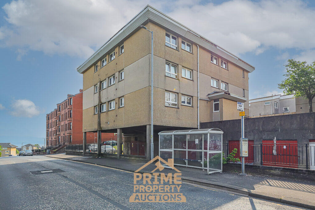 Main image of property: Flat 11, 16 Belville Street, Greenock, PA15 4UP