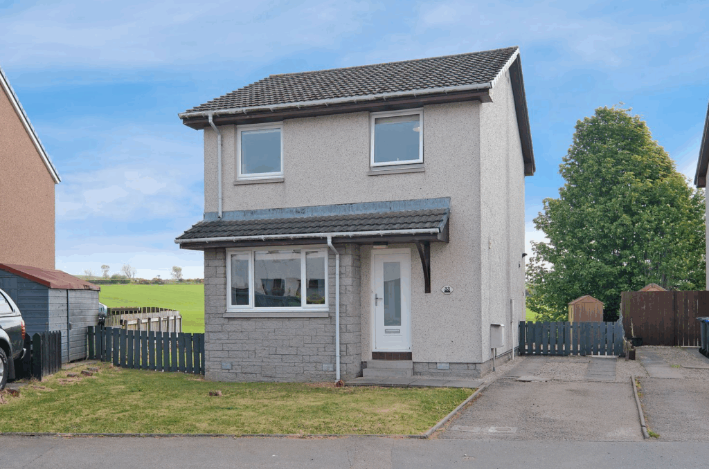 Main image of property: 33 Mameulah Crescent, Newmachar, AB21 0WG