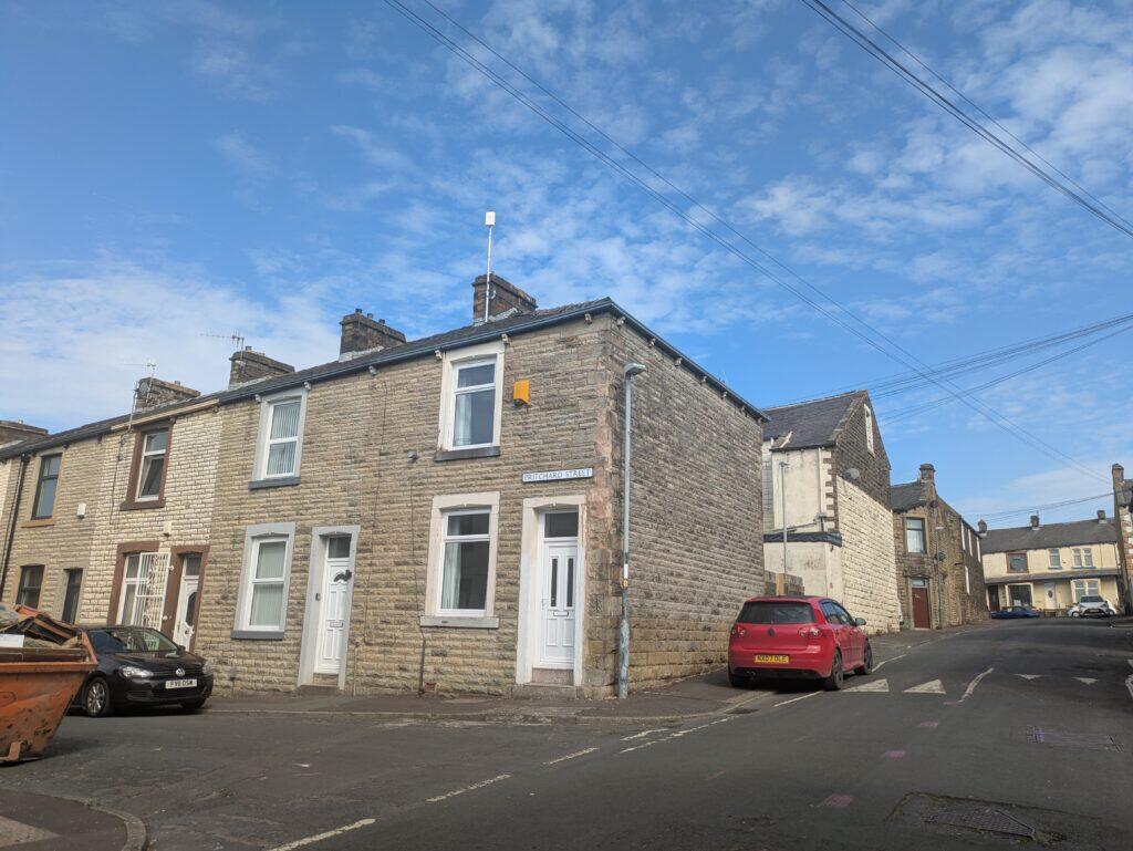 Main image of property: 32 Pritchard Street, Burnley, BB11 4JY