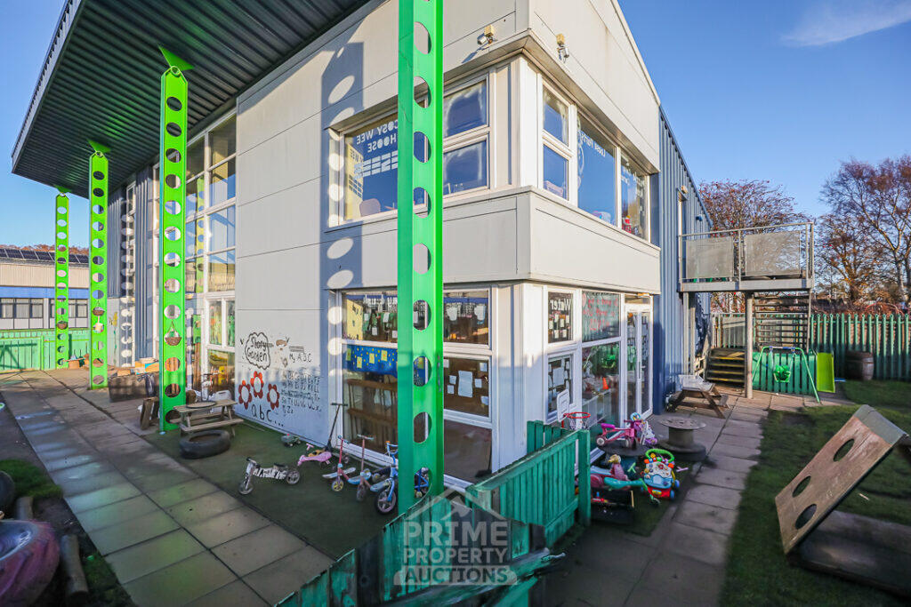 Main image of property: Mini Monkeys Nursery, 11 Brunel Road, Dundee, DD2 4TG