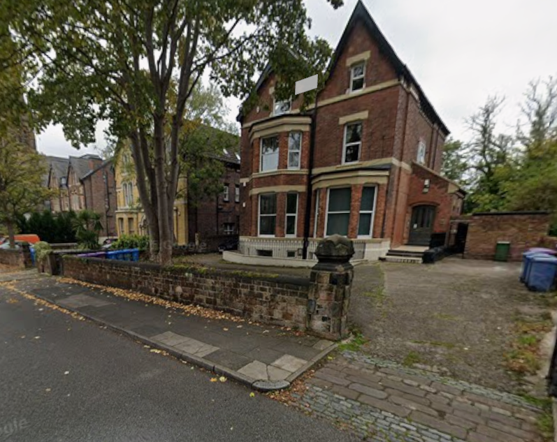 Main image of property: 2a Linnet Lane, Liverpool, L17 3BG