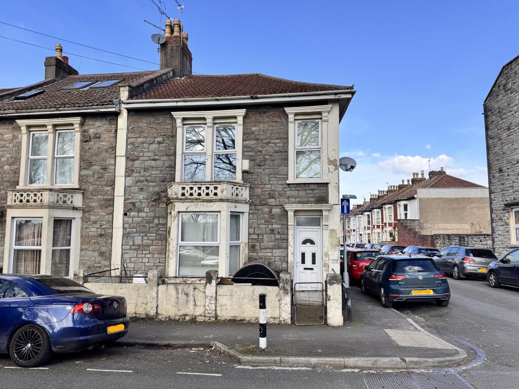 Main image of property: 113 Beaufort Road, St. George, Bristol, Bristol BS5 8EG