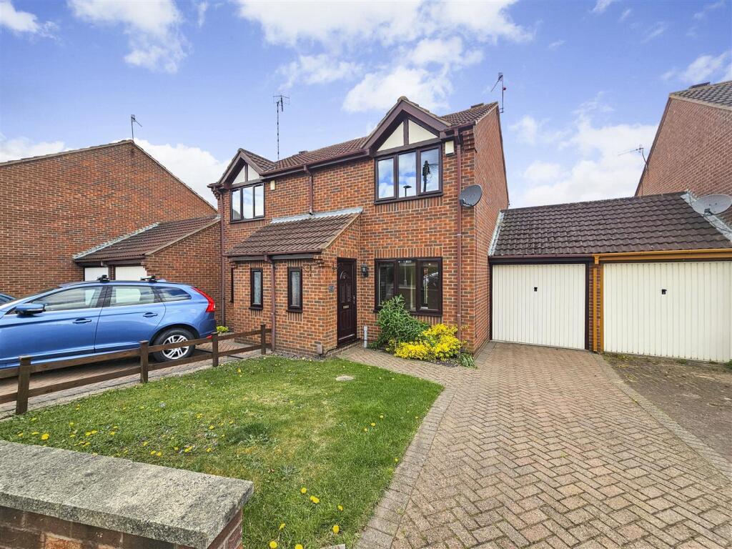 Main image of property: Lodge Farm Lane, Arnold, Nottingham