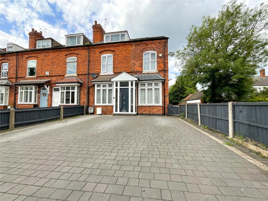 4 bedroom end of terrace house for sale in Mercer Avenue, Water Orton, Birmingham, Warwickshire, B46