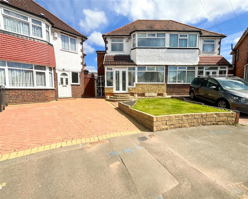 4 bedroom semidetached house for sale in Deepdale Avenue, Birmingham