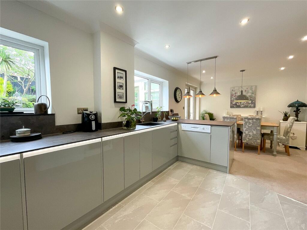 Additional property image - Tyne Close, Birmingham, West Midlands, B37