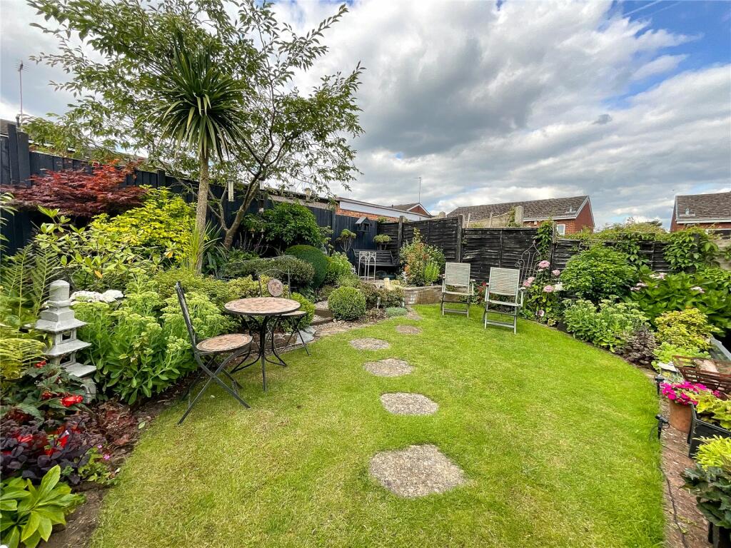 Additional property image - Tyne Close, Birmingham, West Midlands, B37