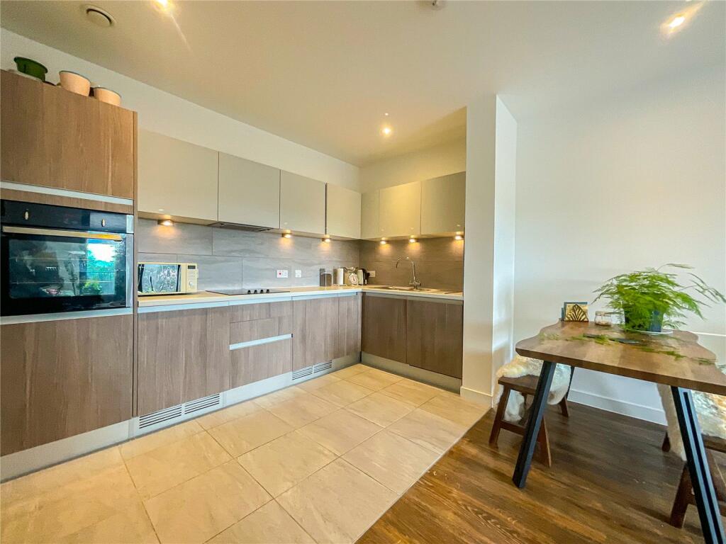 Additional property image - King Edwards Square, Sutton Coldfield, West Midlands, B73
