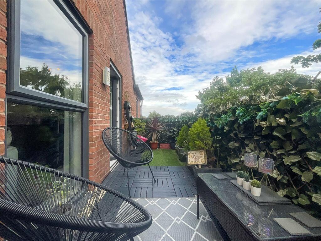 Additional property image - Holland Road, Sutton Coldfield, West Midlands, B72
