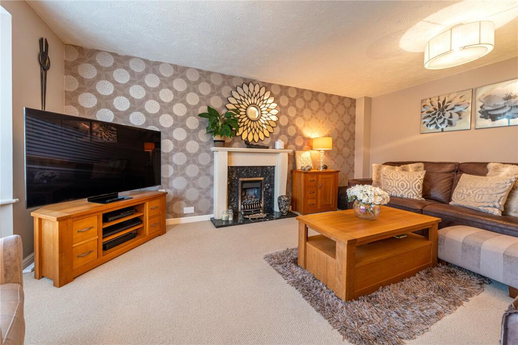 Additional property image - Plantation Drive, Sutton Coldfield, West Midlands, B75