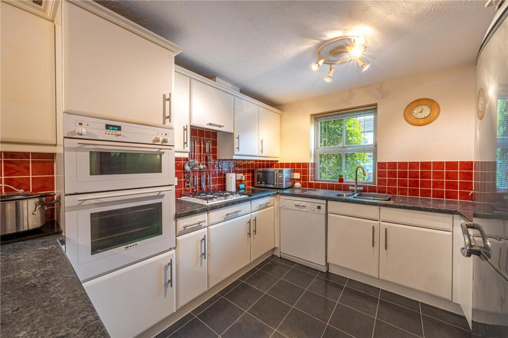 Additional property image - Plantation Drive, Sutton Coldfield, West Midlands, B75