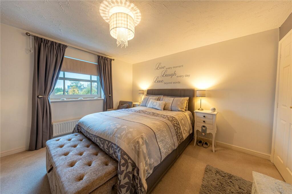 Additional property image - Plantation Drive, Sutton Coldfield, West Midlands, B75