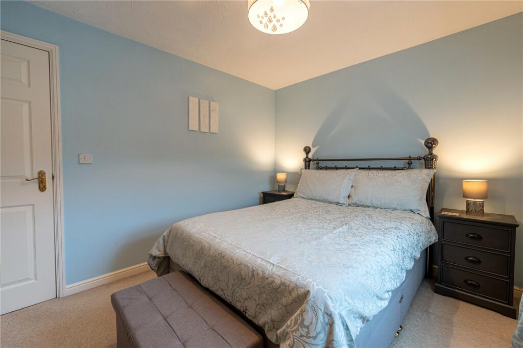 Additional property image - Plantation Drive, Sutton Coldfield, West Midlands, B75