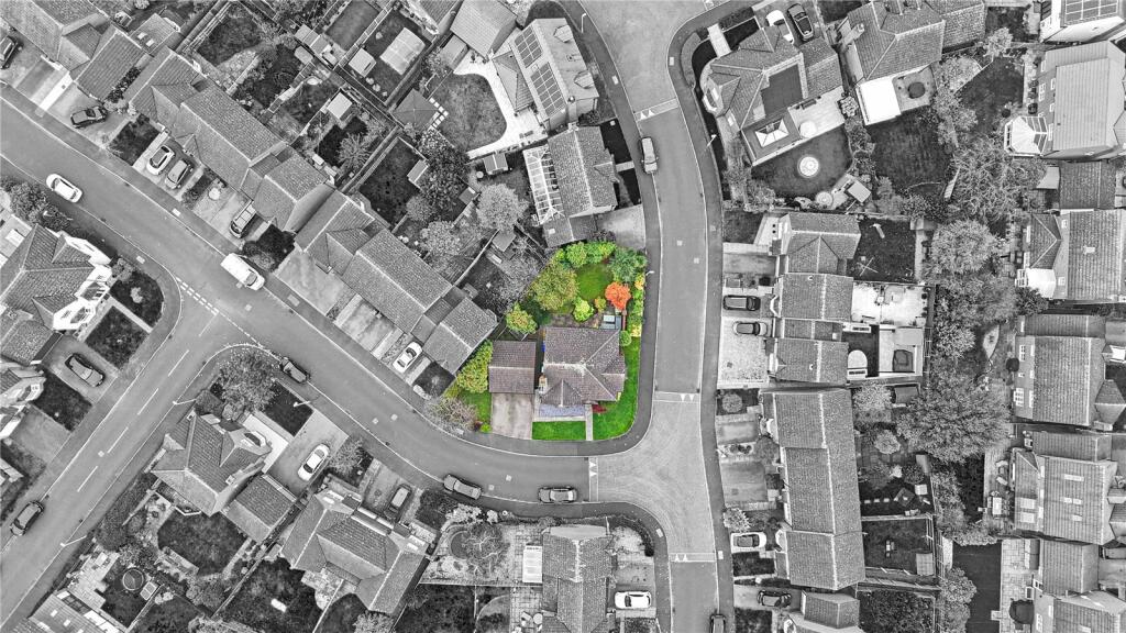 Additional property image - Plantation Drive, Sutton Coldfield, West Midlands, B75