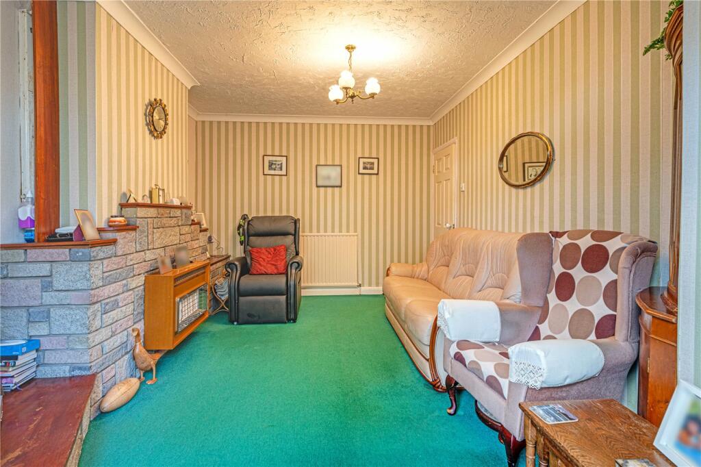 Additional property image - Douglas Road, Sutton Coldfield, West Midlands, B72