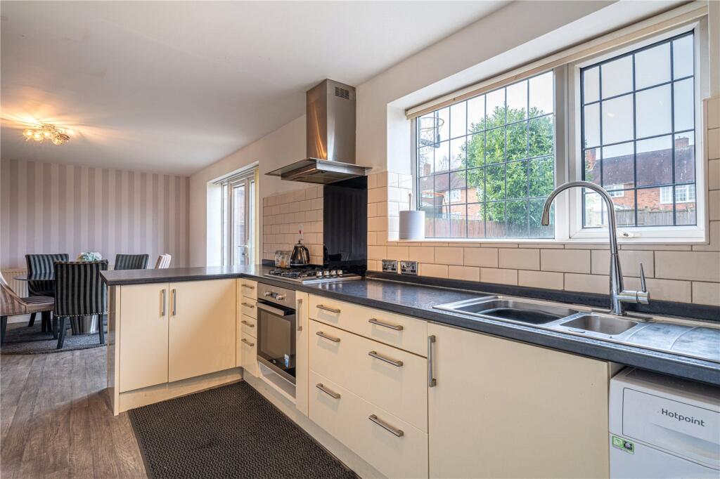 Additional property image - Ogley Drive, Sutton Coldfield, West Midlands, B75