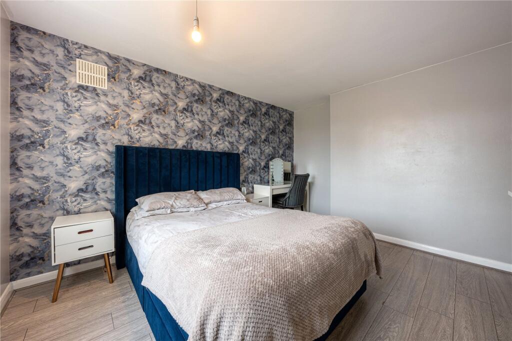Additional property image - Ogley Drive, Sutton Coldfield, West Midlands, B75