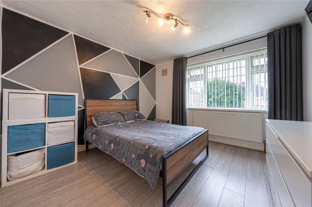 Additional property image - Ogley Drive, Sutton Coldfield, West Midlands, B75