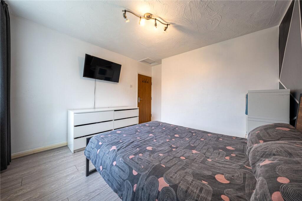 Additional property image - Ogley Drive, Sutton Coldfield, West Midlands, B75