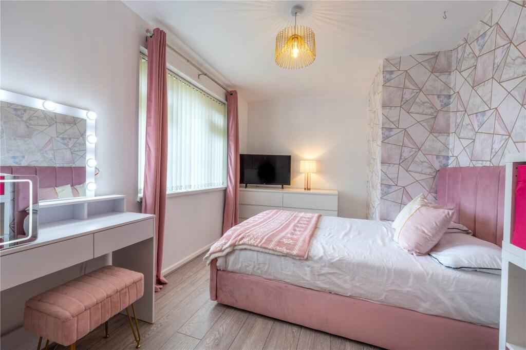 Additional property image - Ogley Drive, Sutton Coldfield, West Midlands, B75