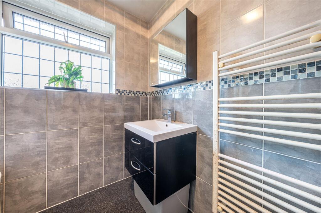 Additional property image - Ogley Drive, Sutton Coldfield, West Midlands, B75