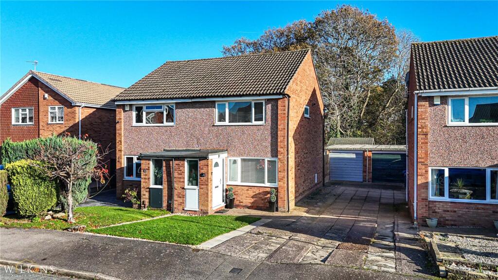 Main image of property: Stourton Close, Sutton Coldfield, West Midlands, B76
