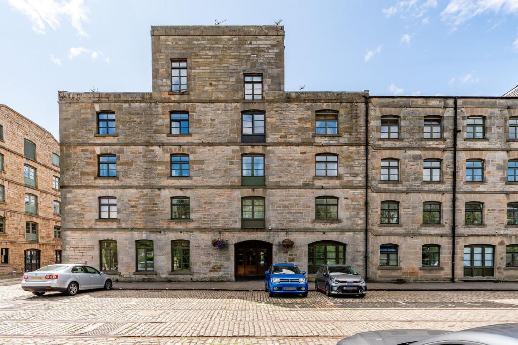 Main image of property: Commercial Street, Edinburgh, EH6
