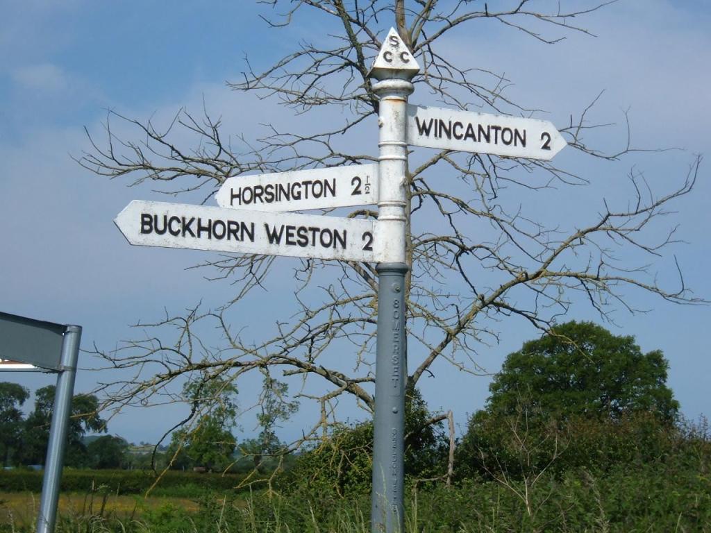 Additional property image - Vigars Leaze, Battspool Bridge, Wincanton, Somerset, BA9 9RA