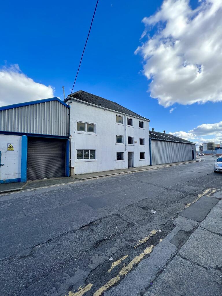 Heavy industrial facility for sale in Lime Street, Hull, East Riding of
