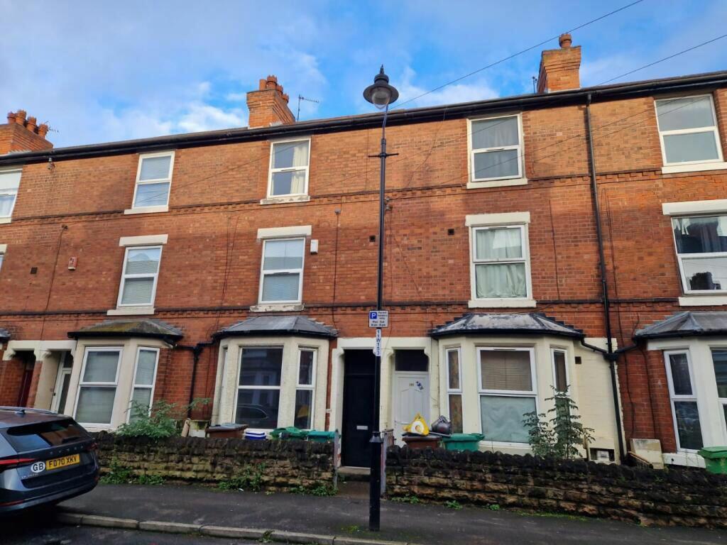 Property for sale in Wilford Crescent East, Nottingham, Nottinghamshire