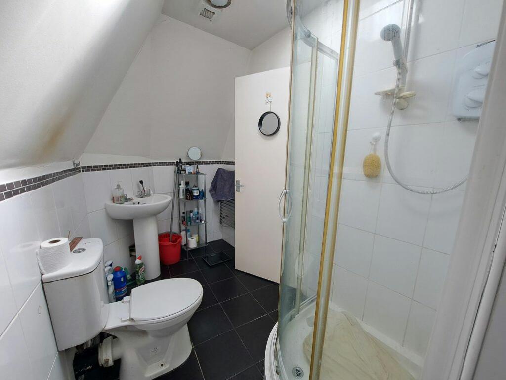 Additional property image - Upper Avenue, Eastbourne, East Sussex, BN21 3XH