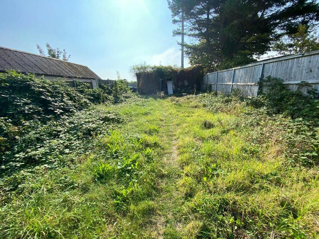 Additional property image - Bargates, Christchurch, Dorset, BH23 1QL