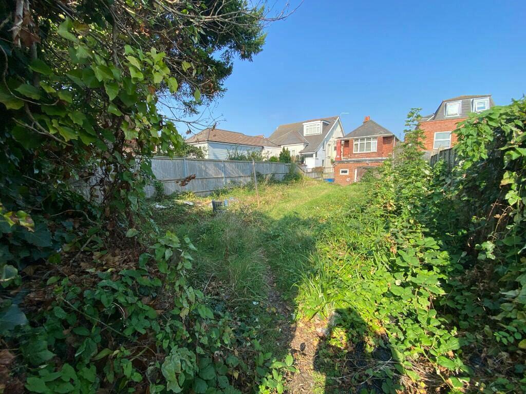 Additional property image - Bargates, Christchurch, Dorset, BH23 1QL