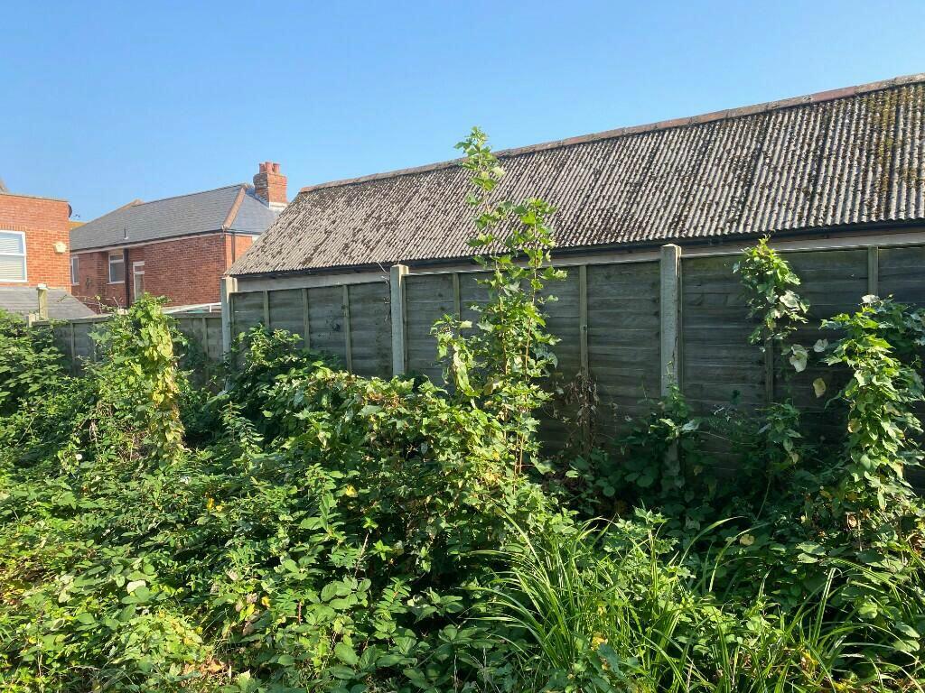 Additional property image - Bargates, Christchurch, Dorset, BH23 1QL
