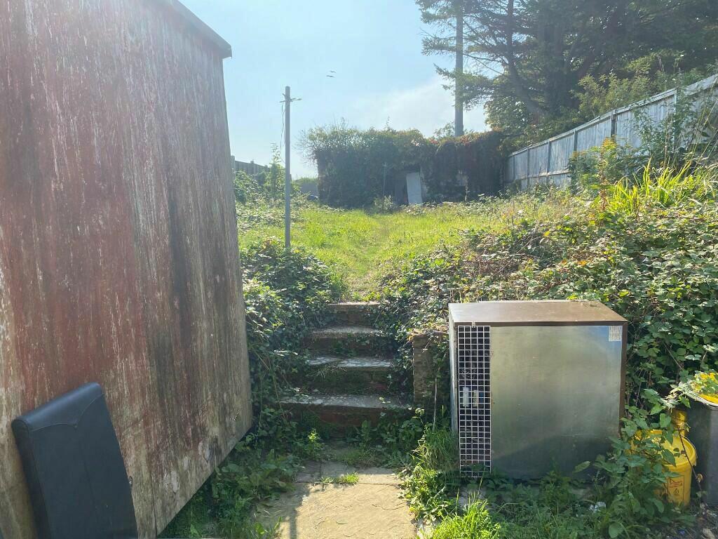 Additional property image - Bargates, Christchurch, Dorset, BH23 1QL