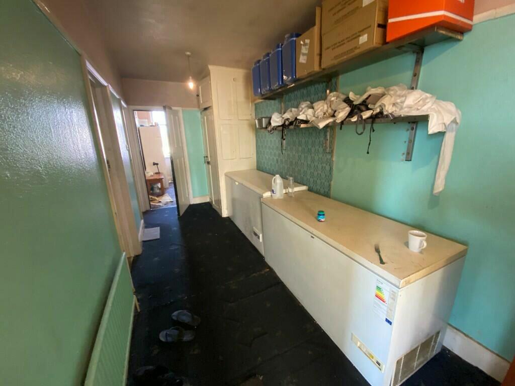 Additional property image - Bargates, Christchurch, Dorset, BH23 1QL