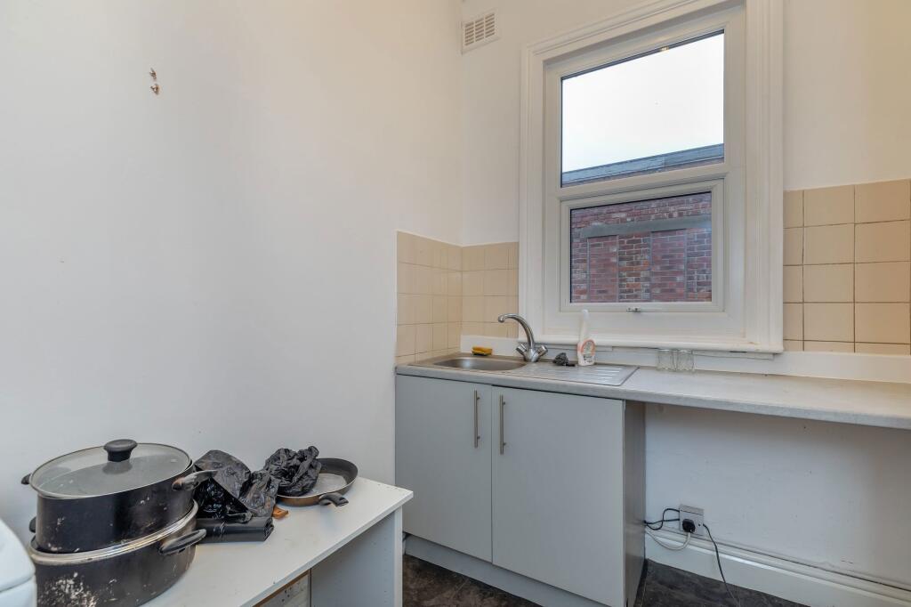 Additional property image - Whitby Road, Ellesmere Port, Cheshire, CH65 8AB