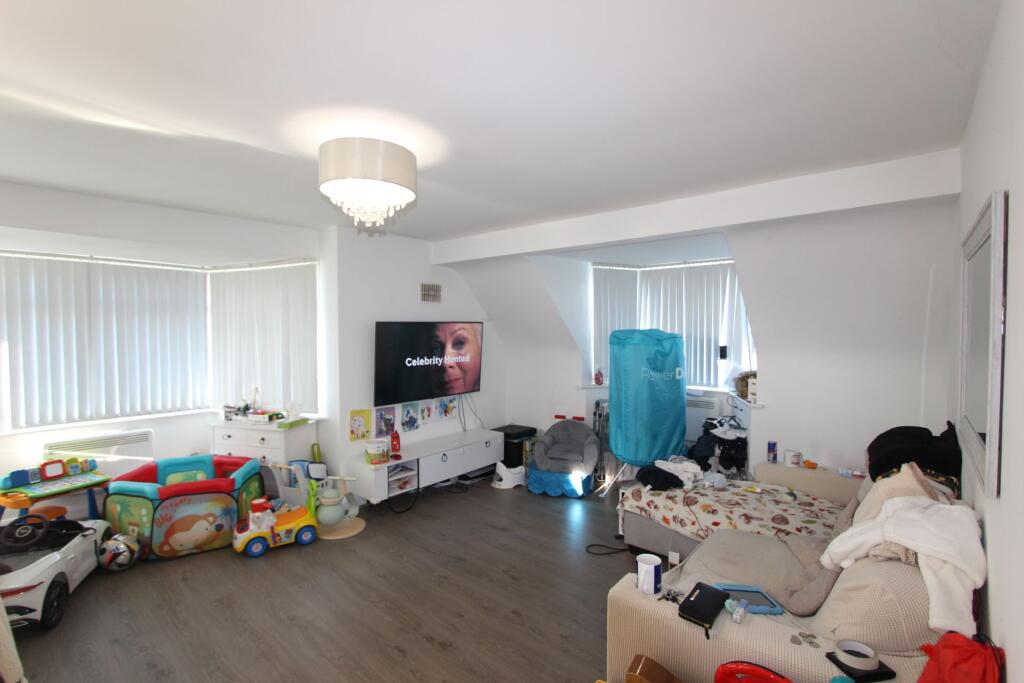 Additional property image - Gaydon Road, Solihull, West Midlands, B92 9BW