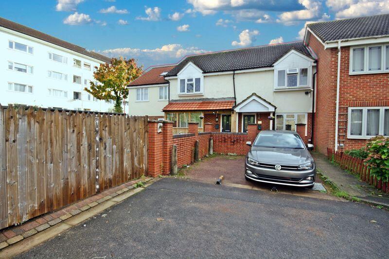 Main image of property: Wilstone Close, Hayes, Hayes, UB4 9RL