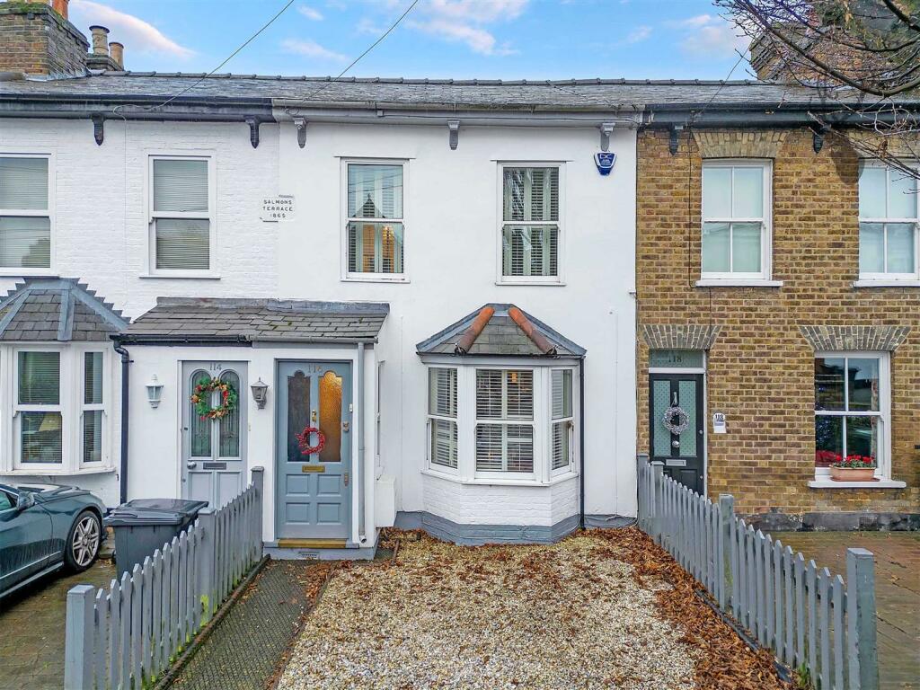 3 bedroom house for sale in Princes Road, Buckhurst Hill, IG9