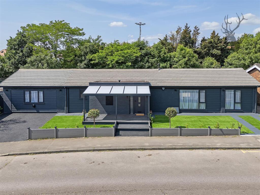 Main image of property: Long Green, Chigwell