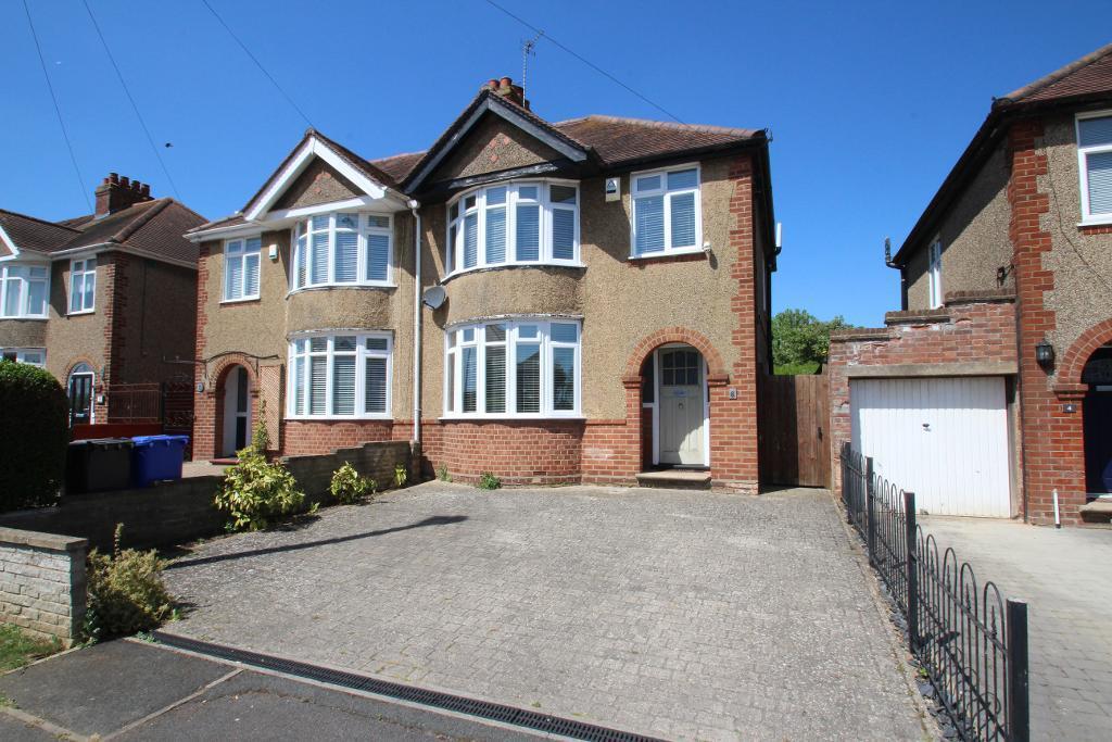 Main image of property: Mounthill Avenue, Old Stratford, Milton Keynes, MK19 6AJ