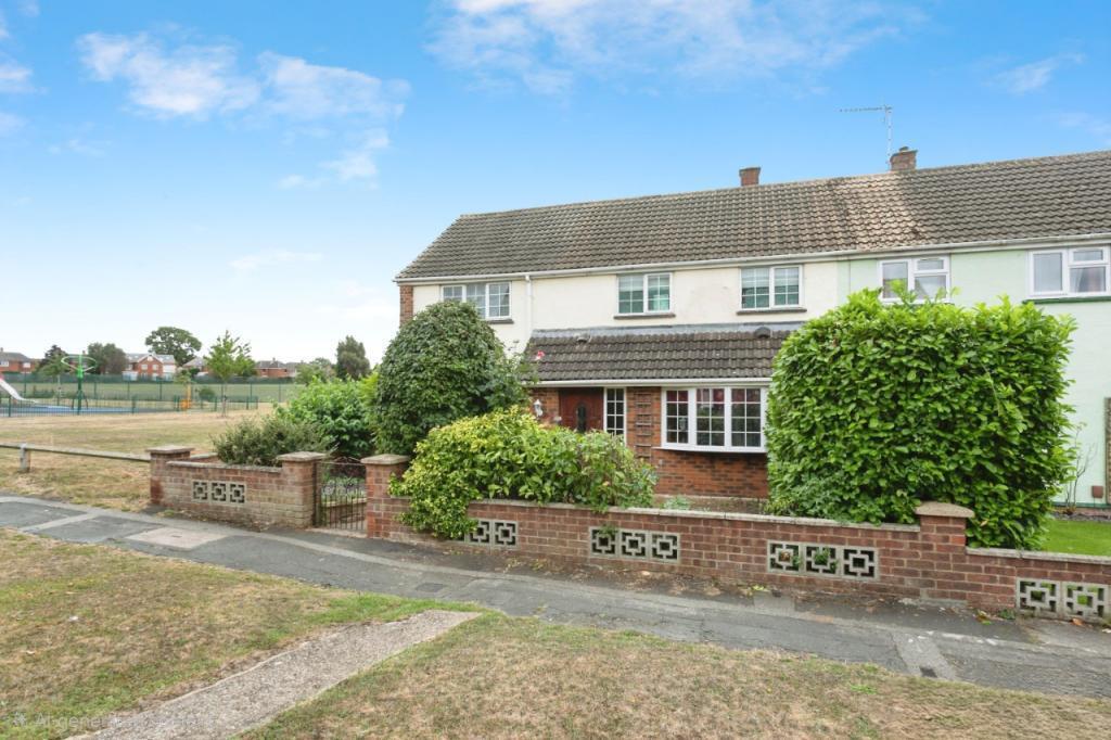 Main image of property: Shaftesbury Crescent, Bletchley, Milton Keynes, Buckinghamshire, MK3 6LH