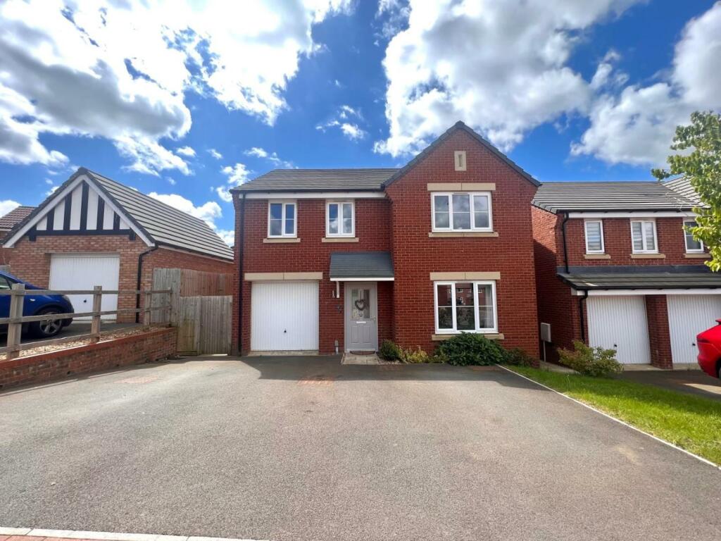 4 bedroom detached house for sale in Eleanor Row, St Crispin