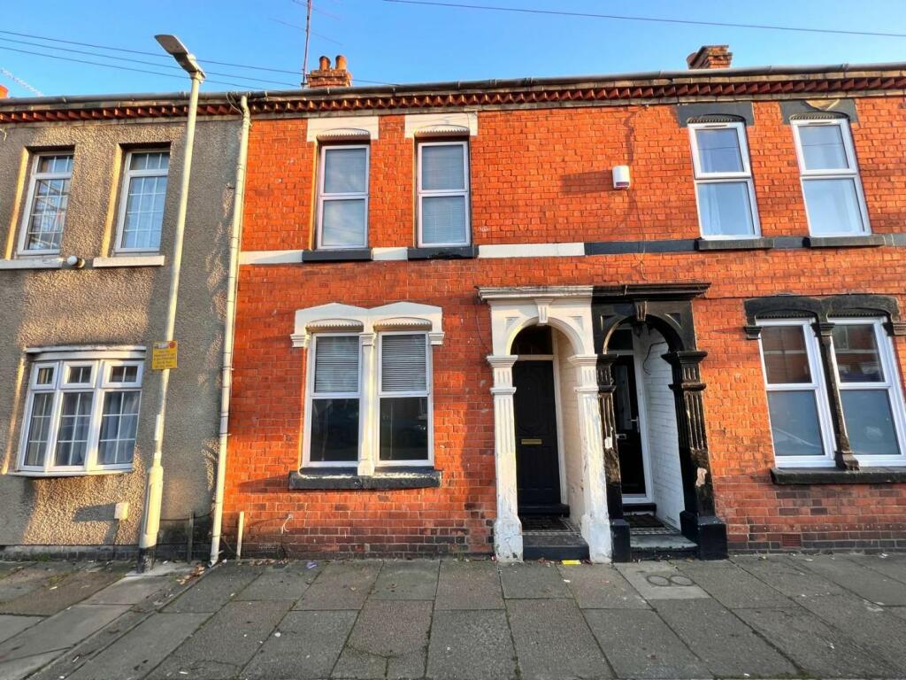 3 bedroom terraced house for sale in Seymour Street, St. James